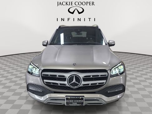 Used 2021 Mercedes-Benz GLS 450 4MATIC image 2