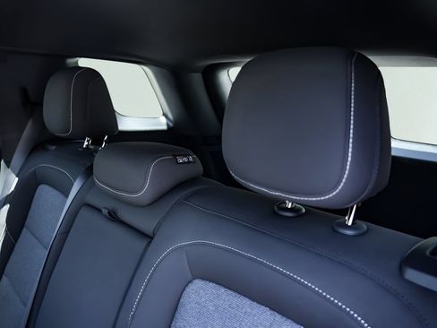 New 2027 GMC Terrain Elevation w/ Black Edition FWD image 18