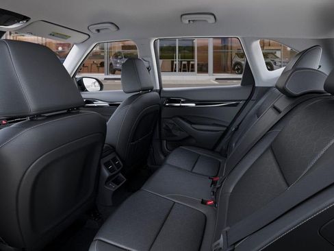 New 2025 Kia Seltos SX image 18