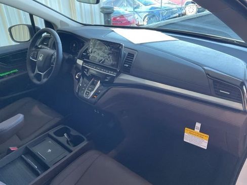New 2026 Honda Odyssey Touring image 28