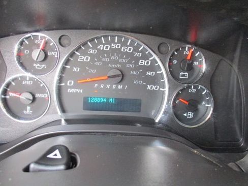 Used 2021 Chevrolet Express 2500 Extended w/ Driver Convenience Package RWD image 18