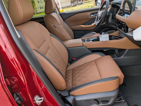 New 2026 Nissan Rogue Platinum w/ Platinum Premium Package image 34