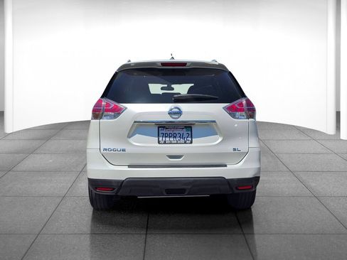 Used 2016 Nissan Rogue FWD image 5