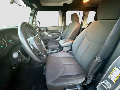 Used 2015 Jeep Wrangler Unlimited Sport AWD/4WD image 19
