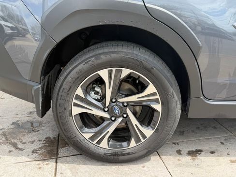 Used 2025 Subaru Crosstrek 2.0i Premium image 11