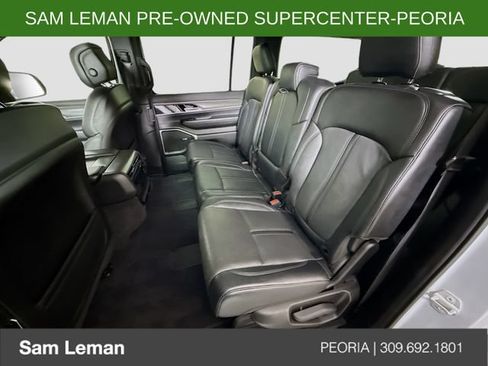 Used 2023 Jeep Wagoneer Series II AWD/4WD image 24