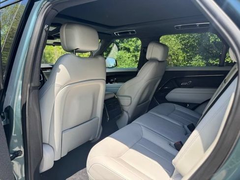 Certified 2025 Land Rover Range Rover Sport SE AWD/4WD image 12