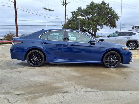 Used 2024 Toyota Camry XSE image 4