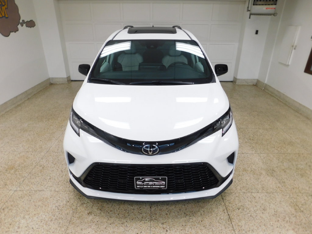 Used 2026 Toyota Sienna XSE AWD/4WD image 8