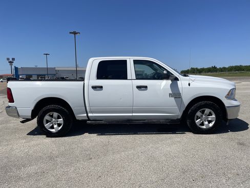Used 2022 RAM 1500 Tradesman w/ Chrome Appearance Group AWD/4WD image 3