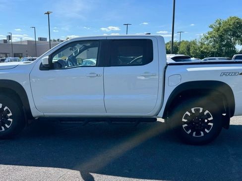 Used 2024 Nissan Frontier PRO-4X w/ Off-Road Protection Package AWD/4WD image 7