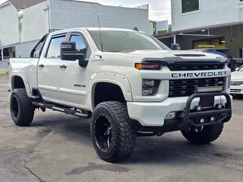 Used 2020 Chevrolet Silverado 2500 LT w/ All Star Edition AWD/4WD image 9