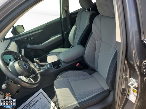 Used 2025 Subaru Outback Premium AWD/4WD image 14