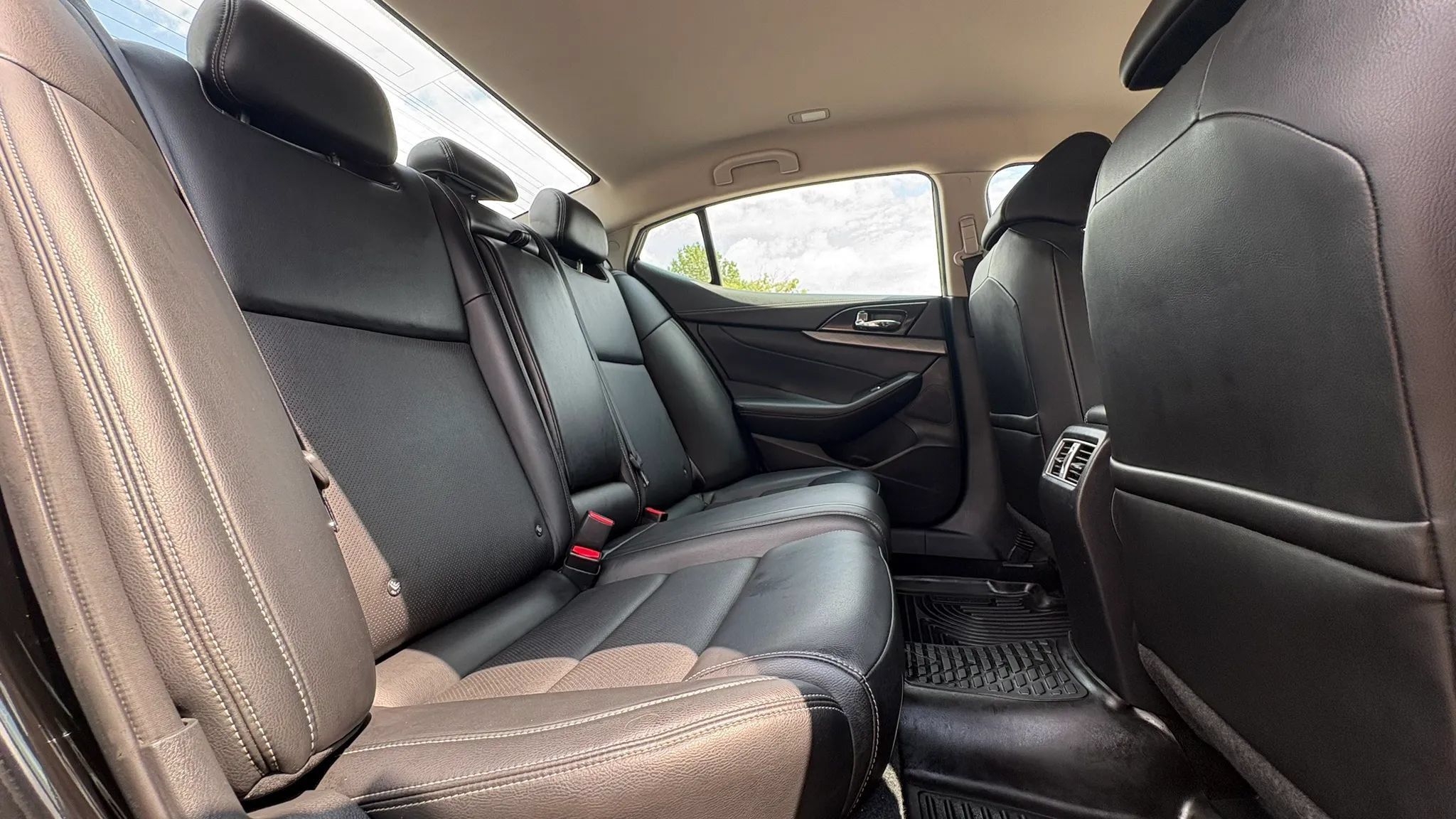 Used 2017 Nissan Maxima 3.5 SV FWD image 27
