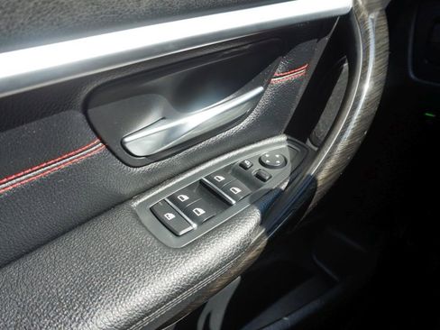 Used 2018 BMW 330i Sedan image 37