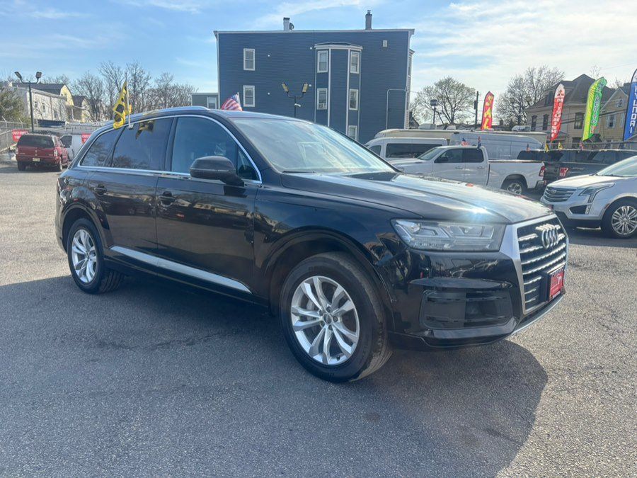 Used 2017 Audi Q7 3.0T Premium Plus AWD/4WD image 9