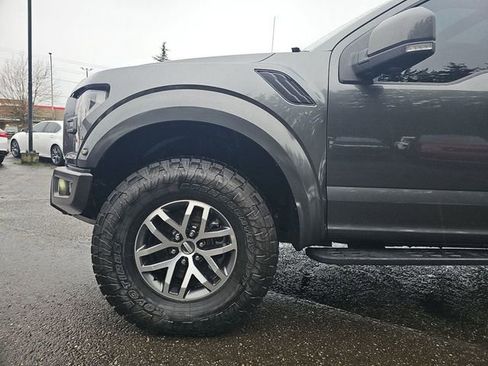 Used 2017 Ford F150 Raptor w/ Equipment Group 802A Luxury image 29