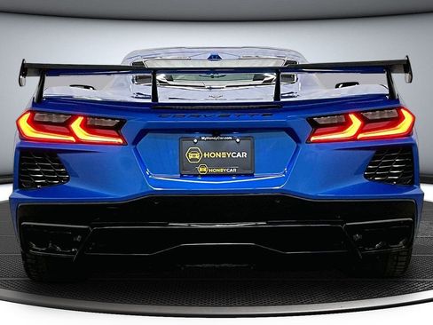 Used 2024 Chevrolet Corvette Stingray Preferred Cpe w/ Z51 Performance Package image 5