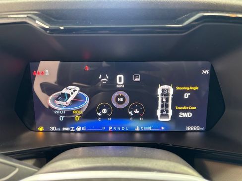 Used 2025 Chevrolet Colorado ZR2 w/ Technology Package AWD/4WD image 20