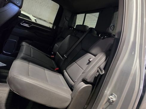 Used 2025 GMC Sierra 3500 SLT w/ SLT Premium Package AWD/4WD image 7