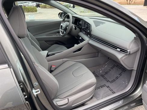New 2026 Hyundai Elantra SEL Sport Premium image 32