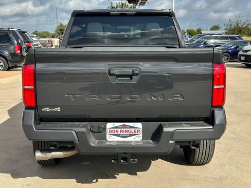 Used 2026 Toyota Tacoma SR5 AWD/4WD image 4