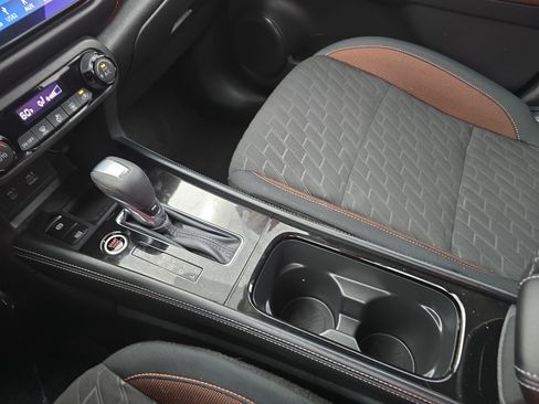 Certified 2023 Nissan Kicks SR FWD image 23