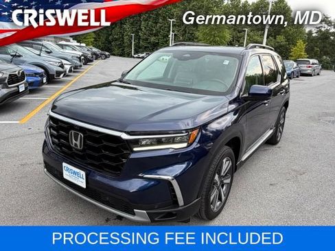 Used 2025 Honda Pilot Elite image 1