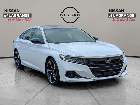 Used 2021 Honda Accord Sport image 3