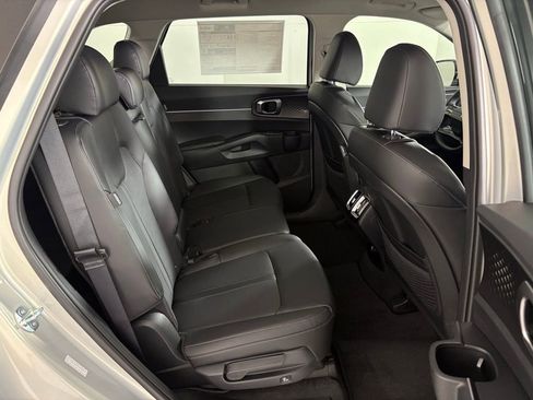 New 2026 Kia Sorento S image 39