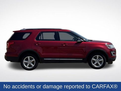 Used 2016 Ford Explorer XLT w/ Equipment Group 202A AWD/4WD image 2