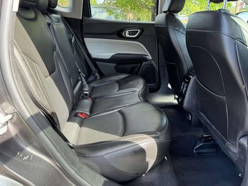 Used 2022 Jeep Compass Limited AWD/4WD image 14