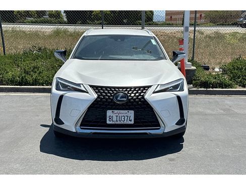 Used 2019 Lexus UX 250h w/ Accessory Package 2 AWD/4WD image 3