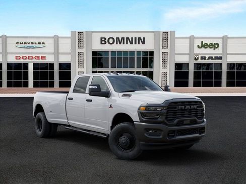 New 2026 RAM 3500 Tradesman AWD/4WD image 5