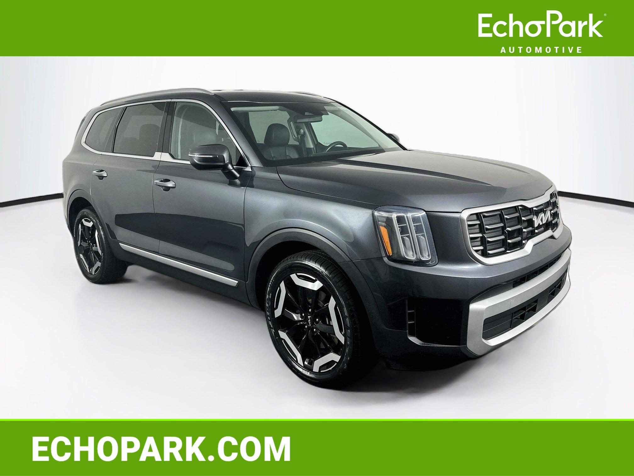 Used 2024 Kia Telluride S FWD image 1