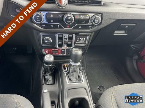 Certified 2024 Jeep Wrangler Willys image 31