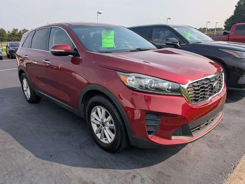 Used 2020 Kia Sorento FWD V6 image 2