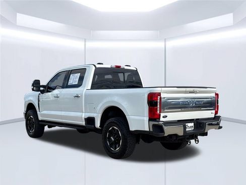 Used 2026 Ford F250 King Ranch w/ Tremor Off-Road Package AWD/4WD image 4