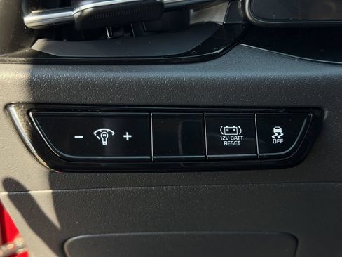 Used 2024 Kia Niro EX FWD image 23