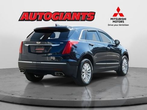 Used 2017 Cadillac XT5 FWD image 6