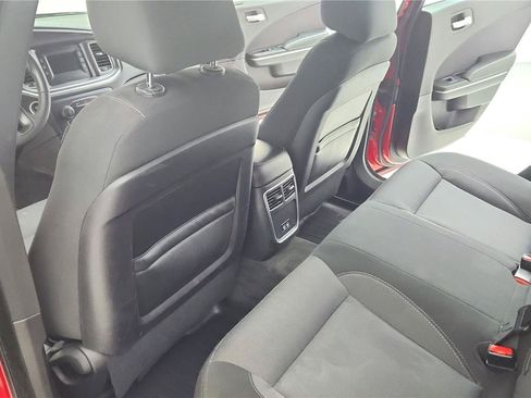 Used 2016 Dodge Charger SE w/ Popular Equipment Group RWD image 12