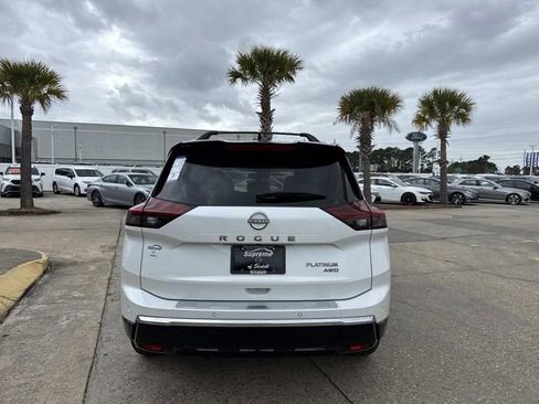 New 2026 Nissan Rogue Platinum image 5