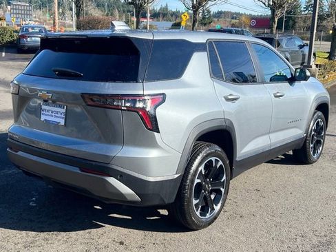 New 2026 Chevrolet Equinox LT w/ Safety and Technology Package FWD image 8