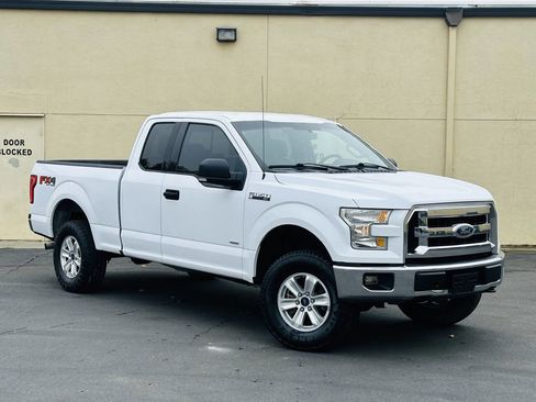 Used 2016 Ford F150 XLT w/ Trailer Tow Package image 2