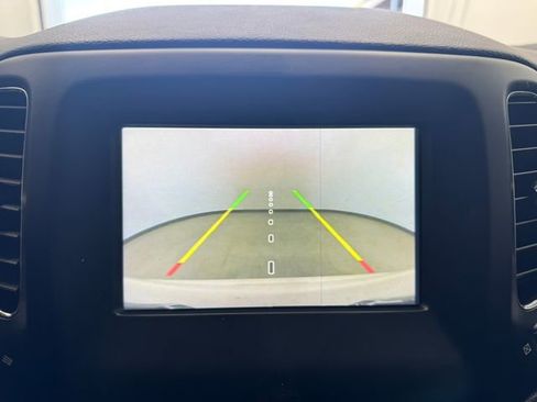 Used 2020 Jeep Compass Latitude image 28