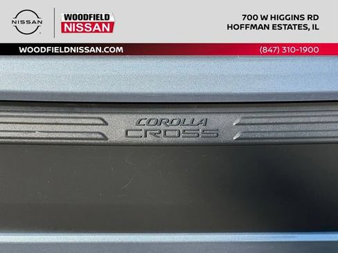 Used 2023 Toyota Corolla Cross LE AWD/4WD image 14