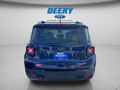 Used 2020 Jeep Renegade Trailhawk w/ Cold Weather Group image 7