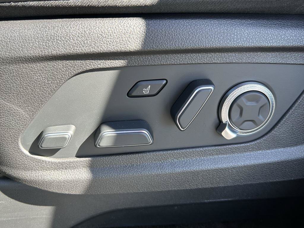 Used 2025 Hyundai Palisade Calligraphy AWD/4WD image 16