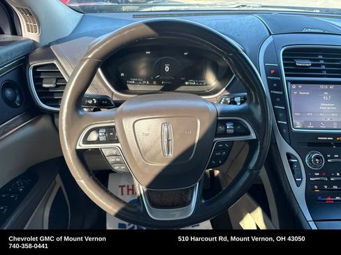 Used 2020 Lincoln Nautilus Reserve w/ Cargo Utility Package image 17