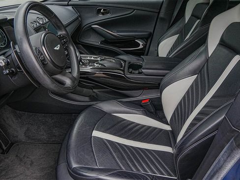 Used 2023 Aston Martin DBX 707 image 19